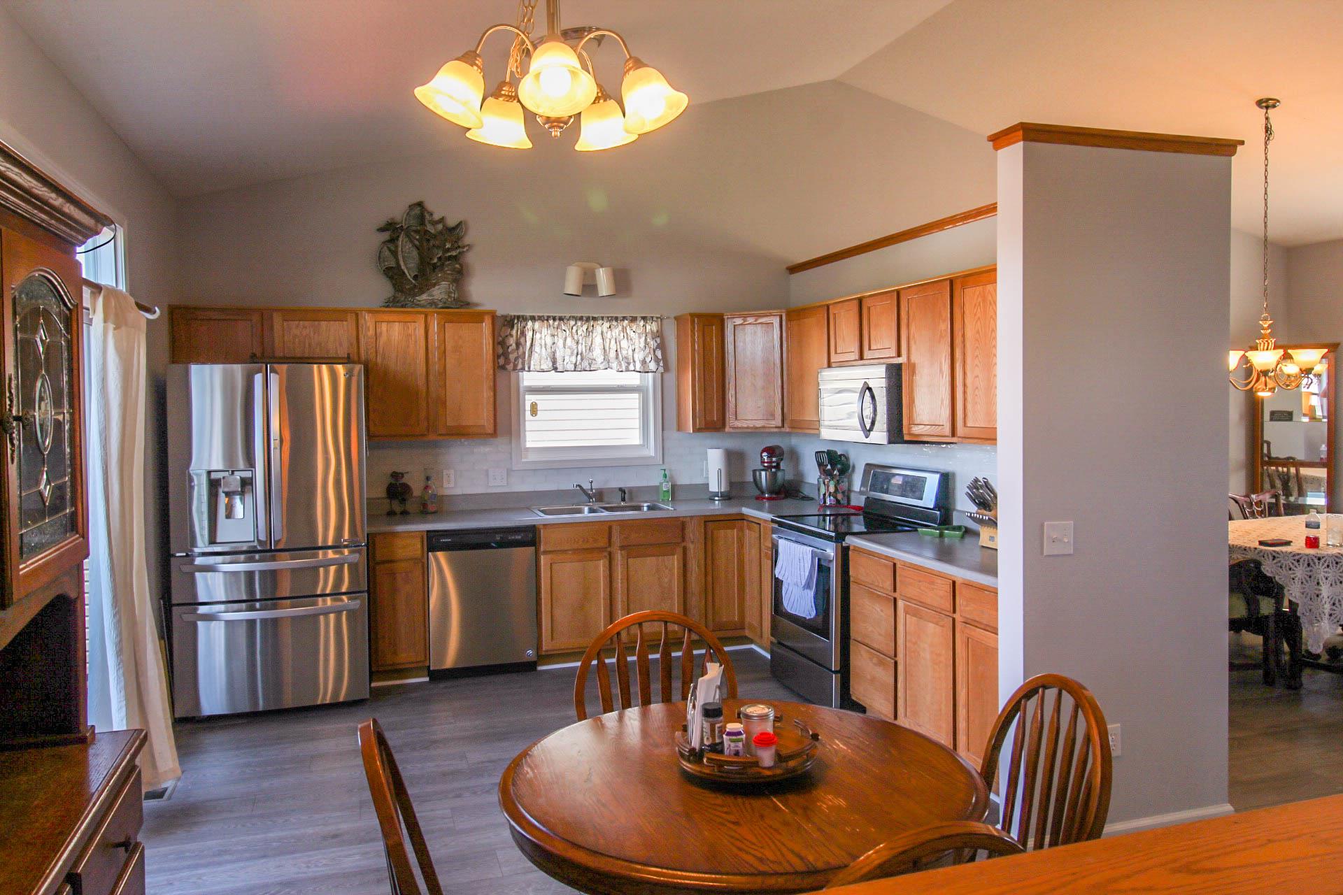 203 Riley Drive Fort Wayne, IN 46825 - Photo 5 of 31 Gallery Image 5