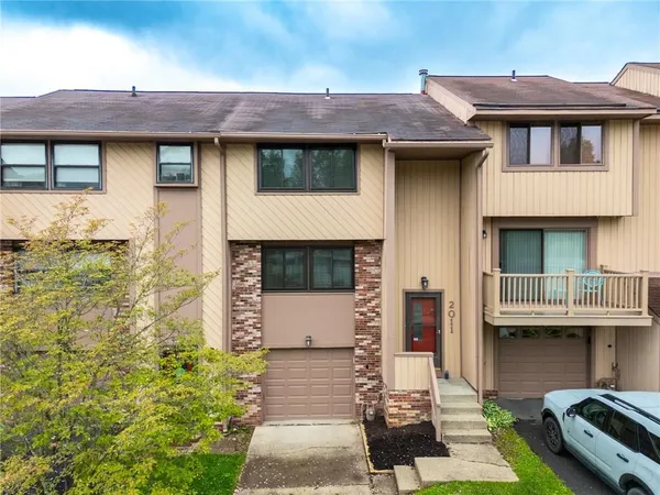 $219,900 | 2011 Clearfork Road, Bridgeville, PA 15017