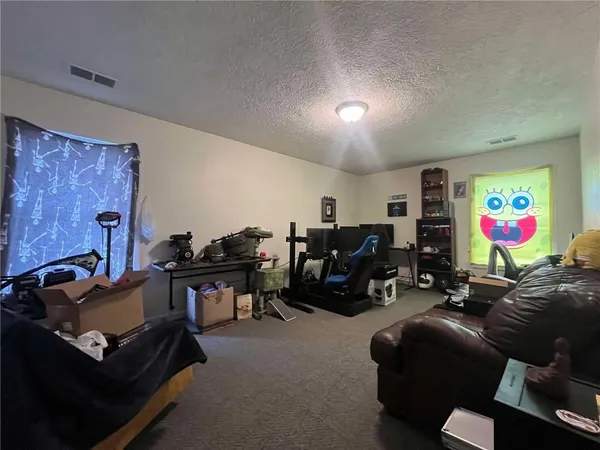 $289,900 | 100 4343p Lane, Clinton, MO 64735