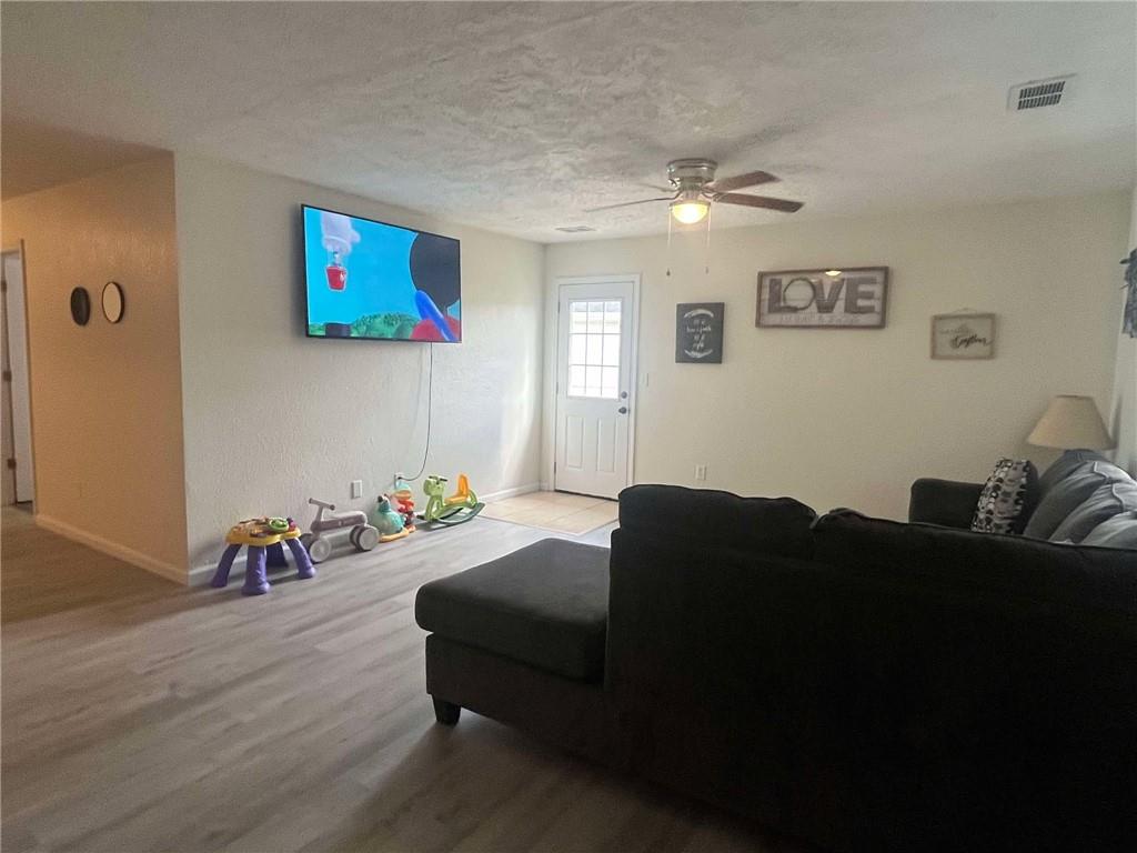 100 4343p Lane Clinton, MO 64735 - Photo 4 of 29