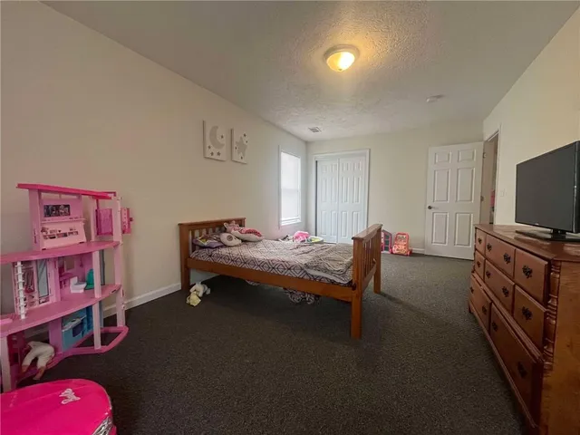 $289,900 | 100 4343p Lane, Clinton, MO 64735