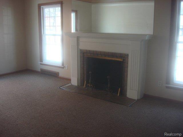 17633 Edinborough Road Detroit, MI 48219 - Photo 2 of 10 DSC09058