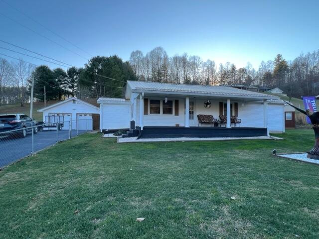 389 Corner Road Mountain City, TN 37683 - Photo 3 of 51 IMG_1977