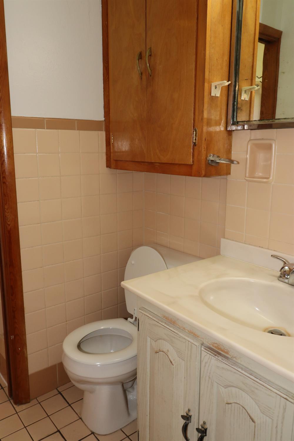 112 South 2nd Street Batesville, IN 47006 - Photo 4 of 27