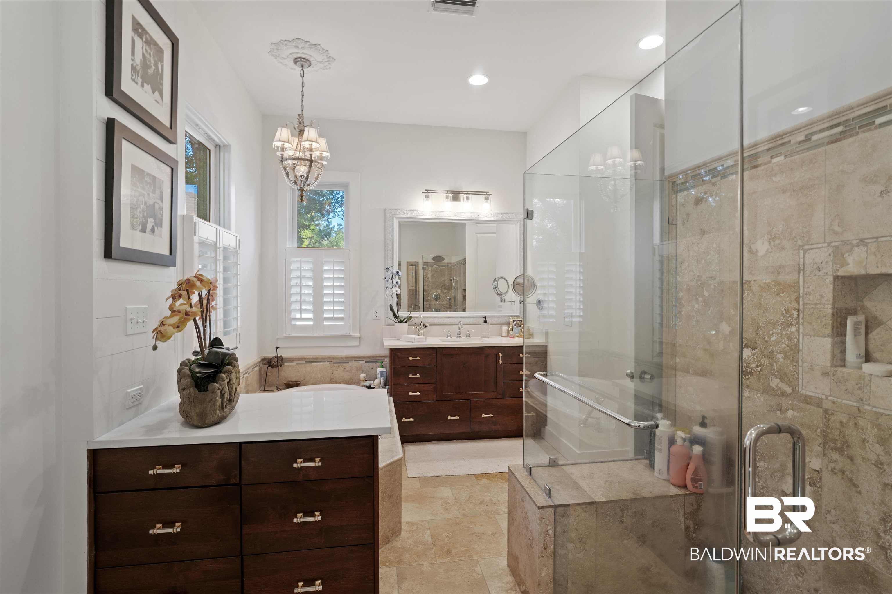 6267 Nelson Drive Fairhope, AL 36532 - Photo 24 of 51 Primary Bathroom
