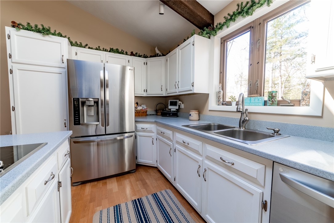 21 Latham Farm Road Smithfield, RI 02917 - Photo 12 of 28 Gallery Image 12