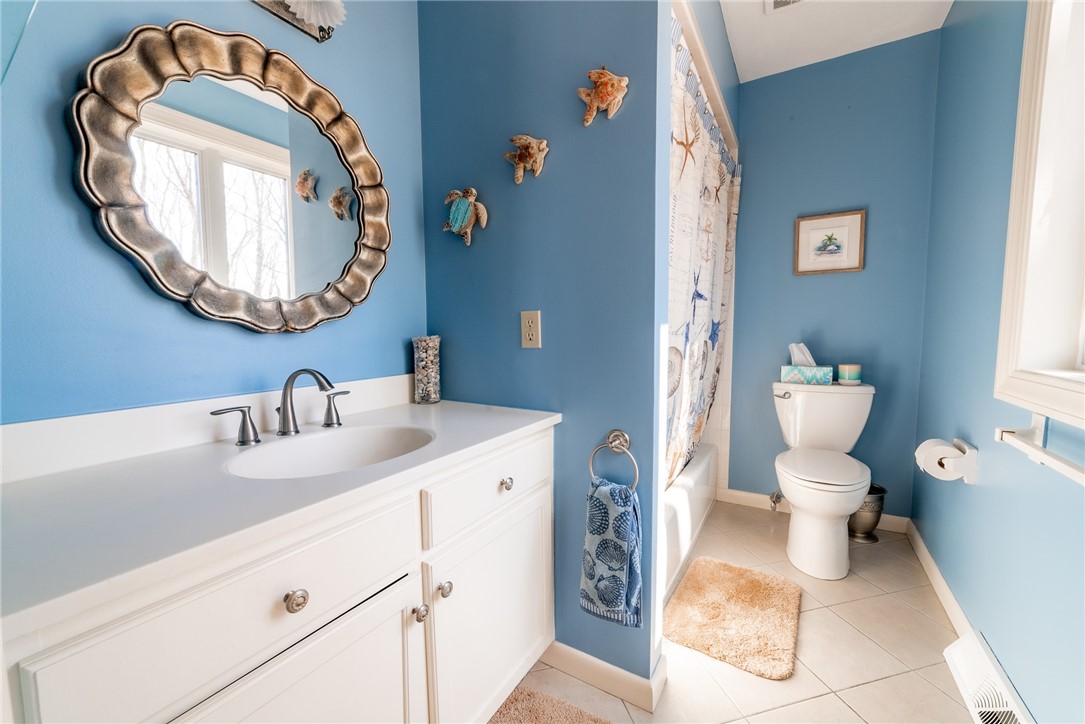 21 Latham Farm Road Smithfield, RI 02917 - Photo 18 of 28 Gallery Image 18