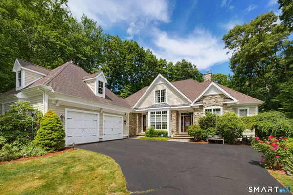 $800,000 | 158 Appian Way, Coventry, CT 06238