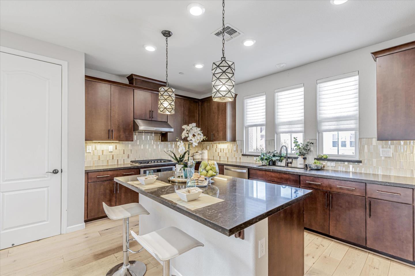 18018 Monterey Road Morgan Hill, CA 95037 - Photo 10 of 35