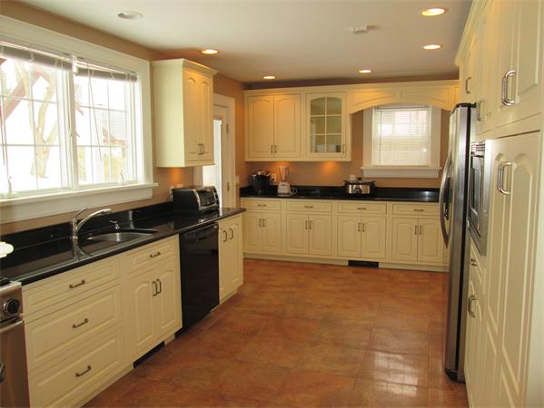 30 Otsego Road Worcester, MA 01609 - Photo 12 of 29 Gallery Image 12
