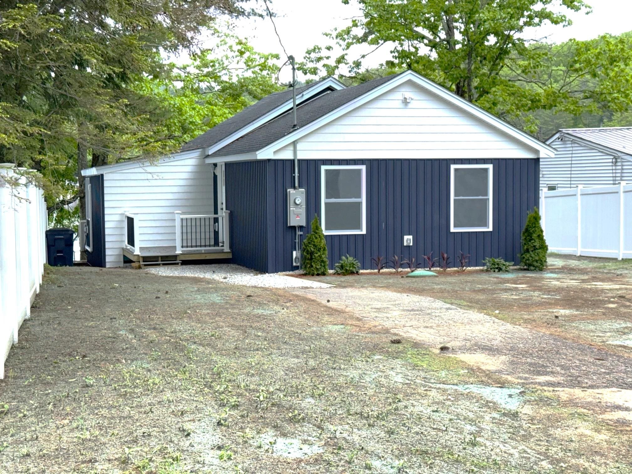 14 Glines Park Road Northfield, NH 03276 - Photo 3 of 28