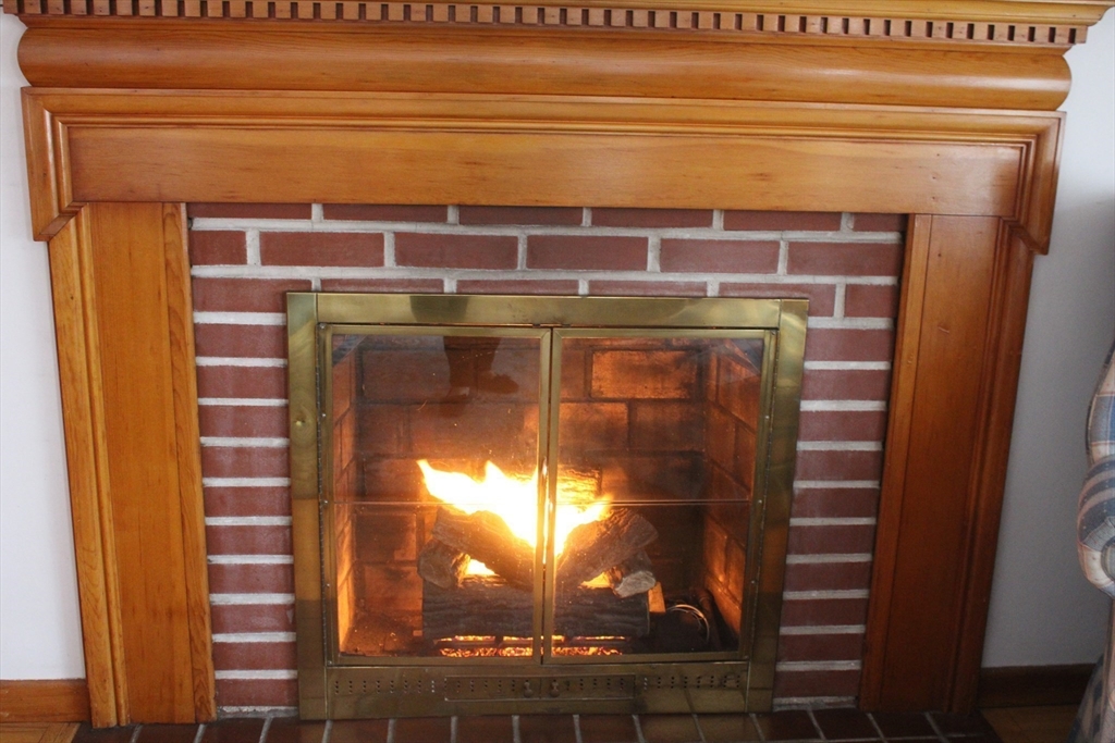 24 Metzger Place Springfield, MA 01104 - Photo 11 of 35