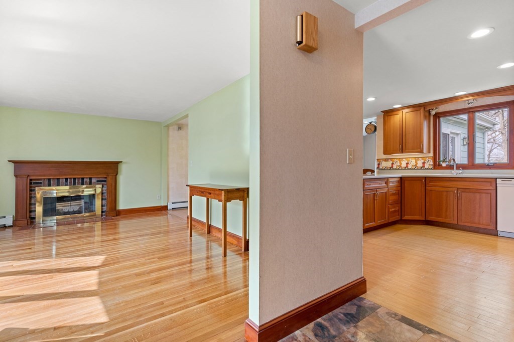 18 Sheehan Road Lynn, MA 01904 - Photo 17 of 42 Gallery Image 17