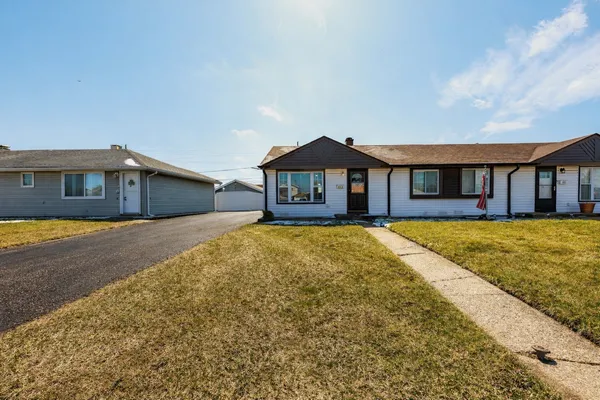 $235,000 | 4519 West 90th Place, Hometown, IL 60456