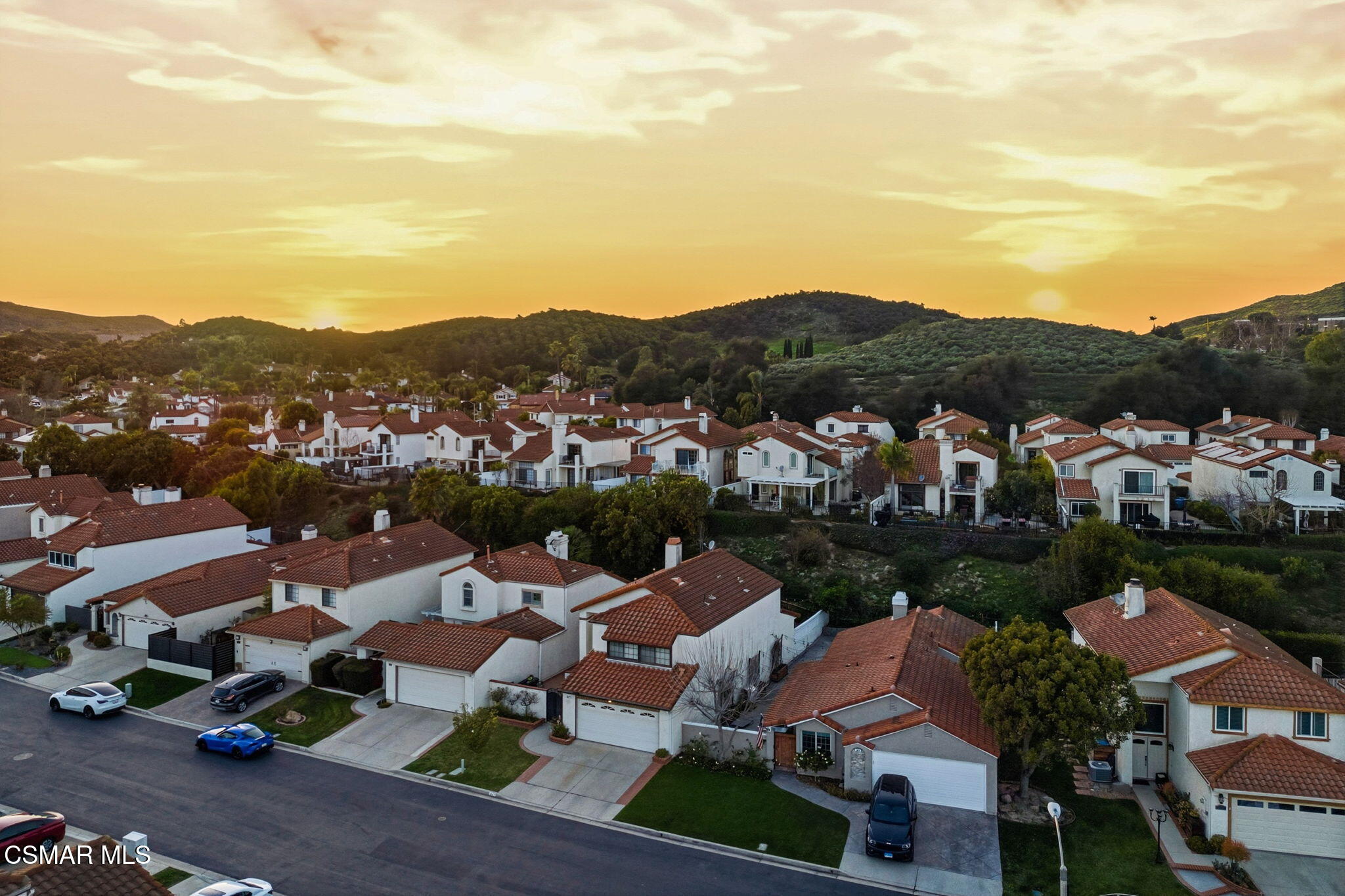 847 Links View Drive Simi Valley, CA 93065 - Photo 43 of 45 an aerial view of residential houses with outdoor space