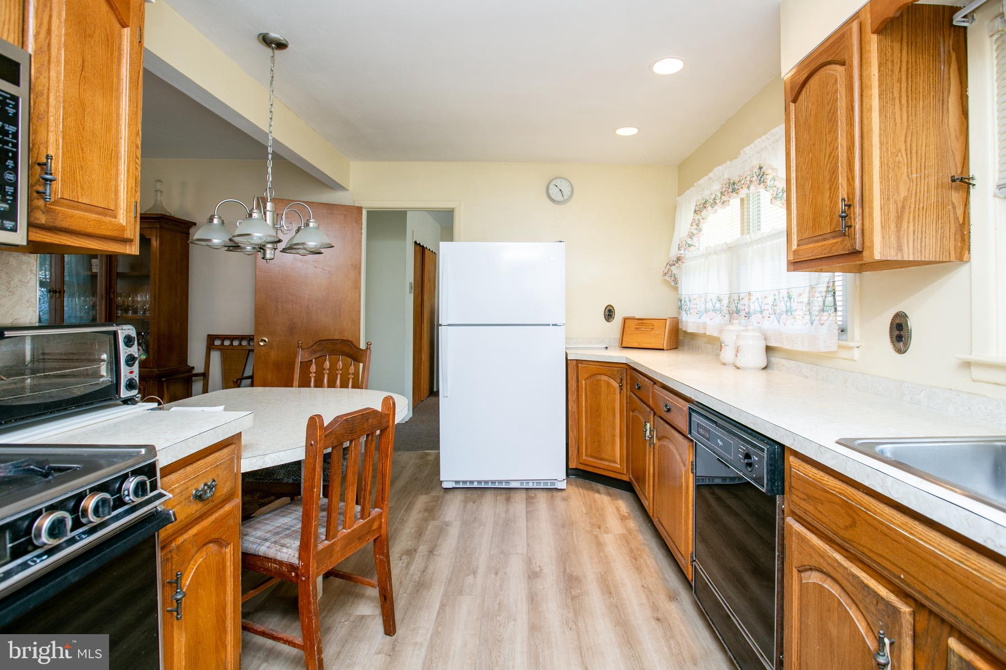7 Sedgwick Road Hamilton, NJ 08690 - Photo 8 of 23