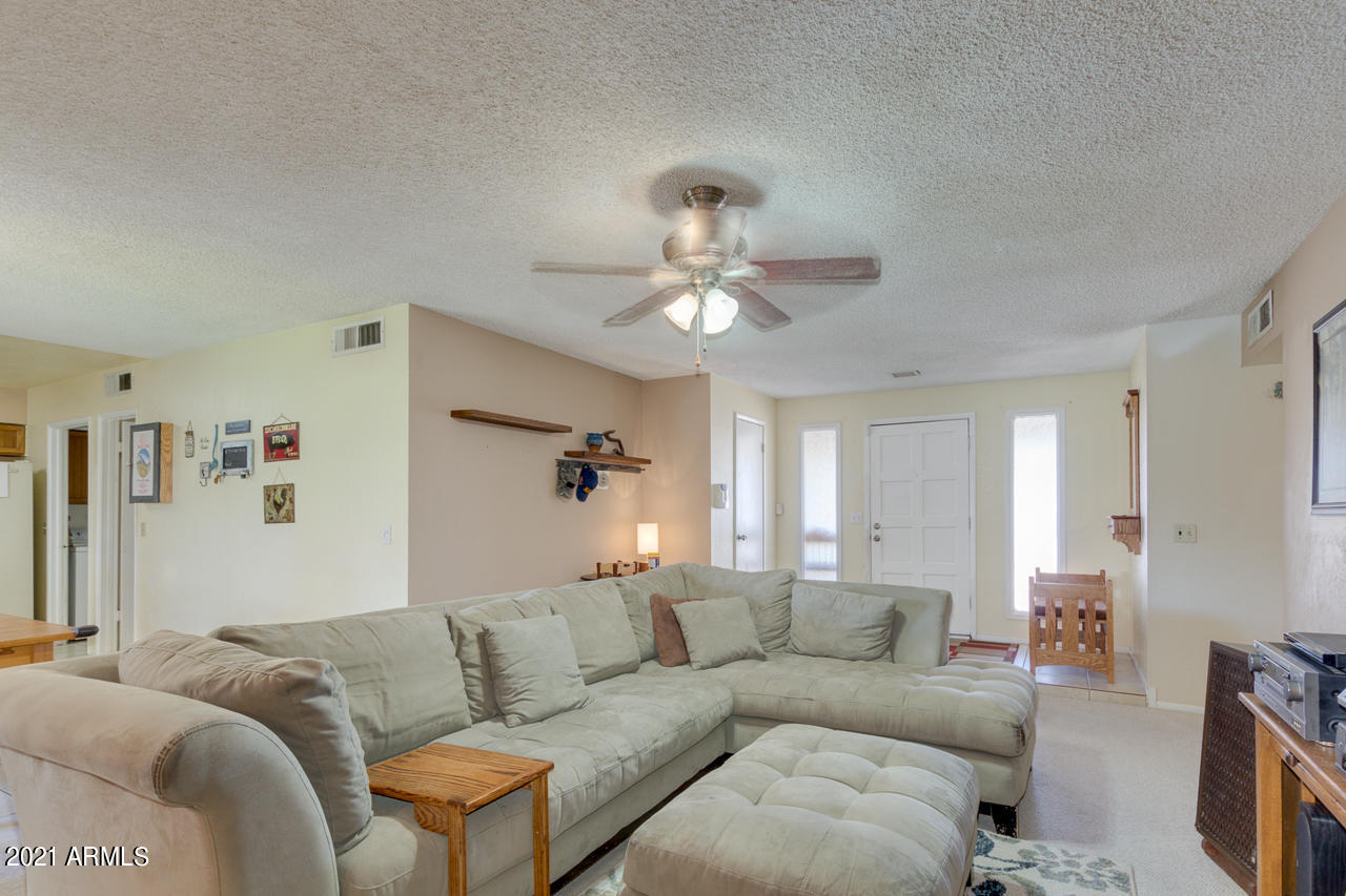 3425 South Roberts Road Tempe, AZ 85282 - Photo 2 of 31 05-Roberts