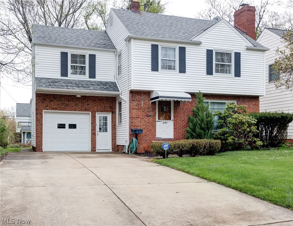 4907 Westbourne Road Cleveland, OH 44124 - Photo 1 of 30 Gallery Image 1