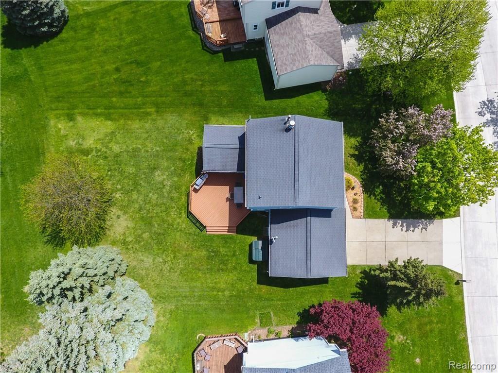 231 Arlington Drive Rochester Hills, MI 48307 - Photo 2 of 29
