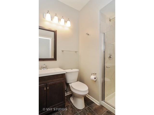 1139 West Addison Street, Unit 3 Chicago, IL 60613 - Photo 11 of 17