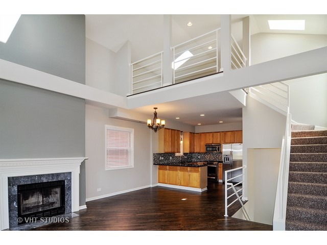 1139 West Addison Street, Unit 3 Chicago, IL 60613 - Photo 6 of 17