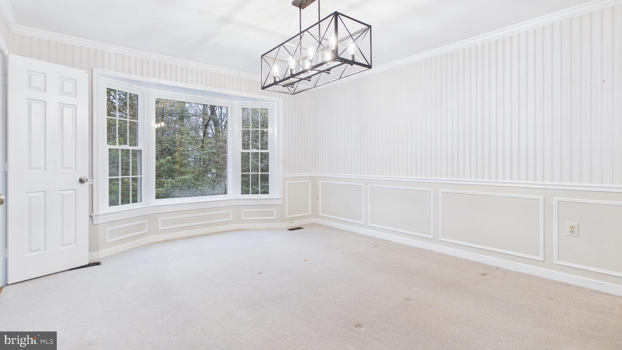 10298 Dunn Meadow Road Vienna, VA 22182 - Photo 15 of 102