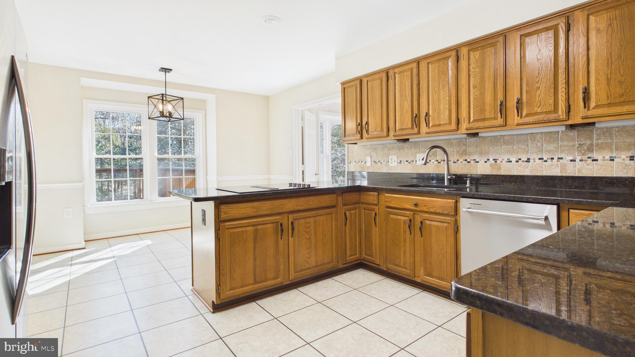 10298 Dunn Meadow Road Vienna, VA 22182 - Photo 25 of 102