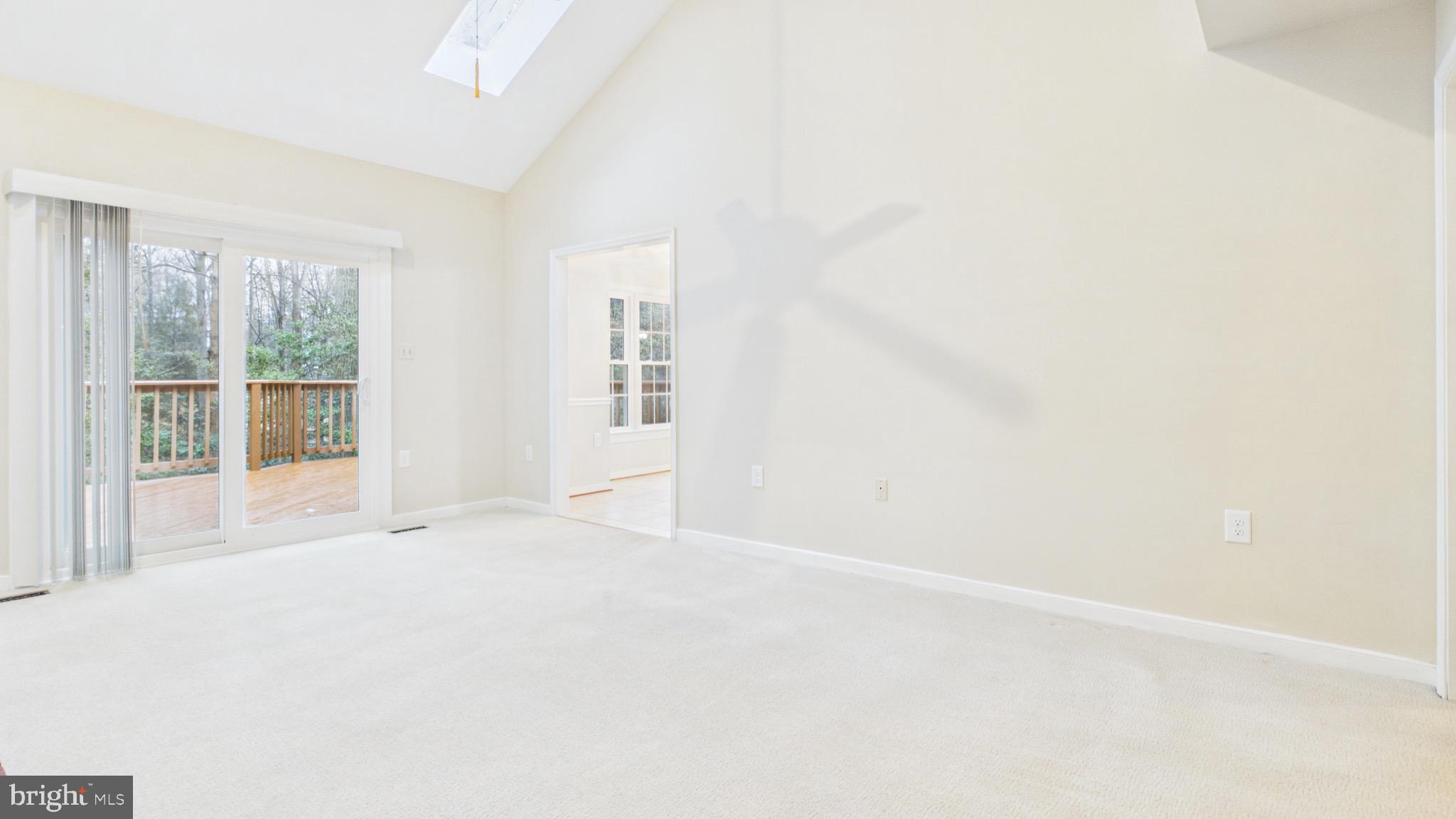 10298 Dunn Meadow Road Vienna, VA 22182 - Photo 30 of 102