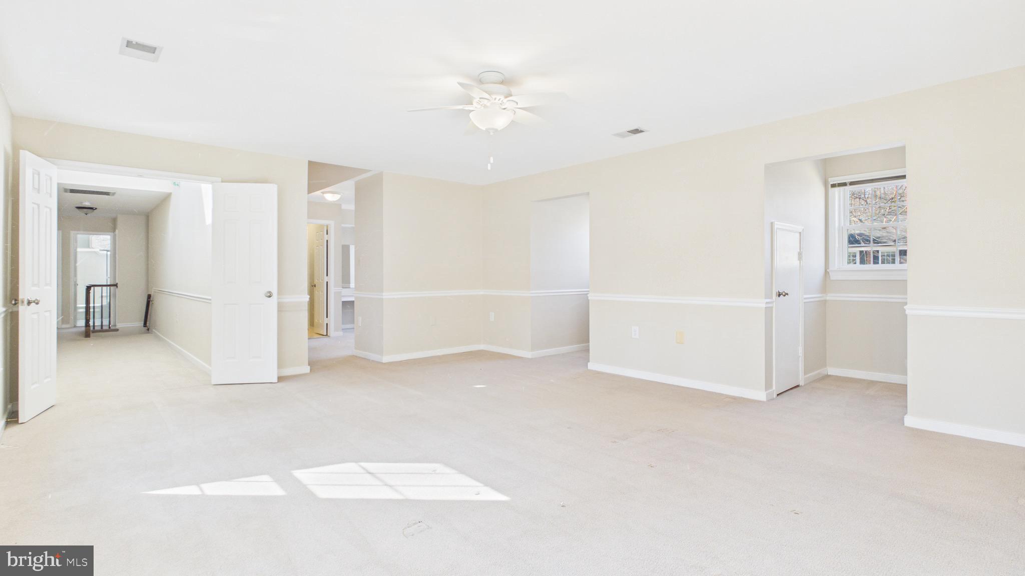 10298 Dunn Meadow Road Vienna, VA 22182 - Photo 37 of 102