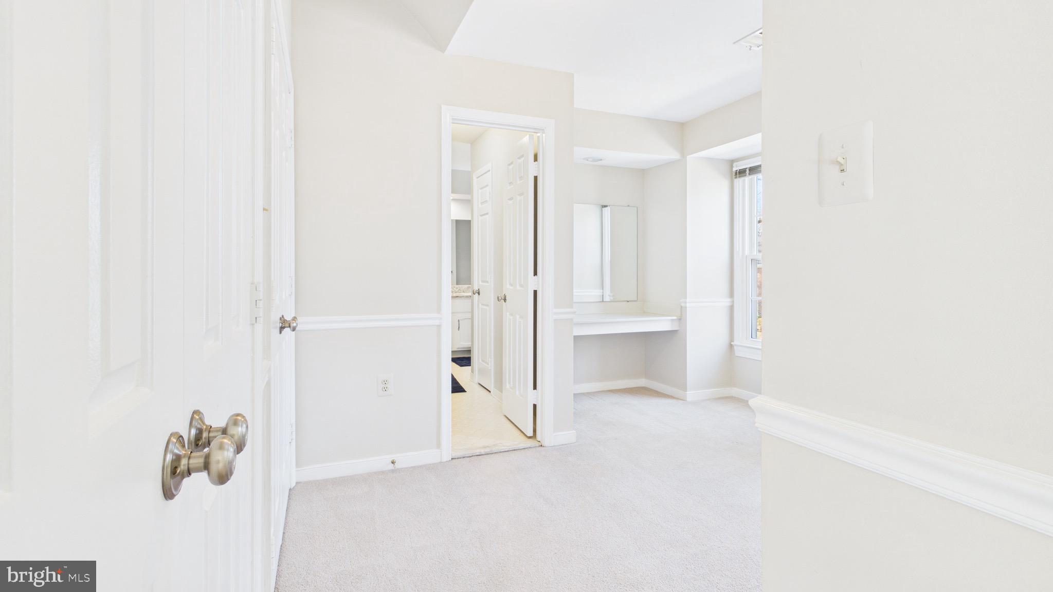 10298 Dunn Meadow Road Vienna, VA 22182 - Photo 41 of 102