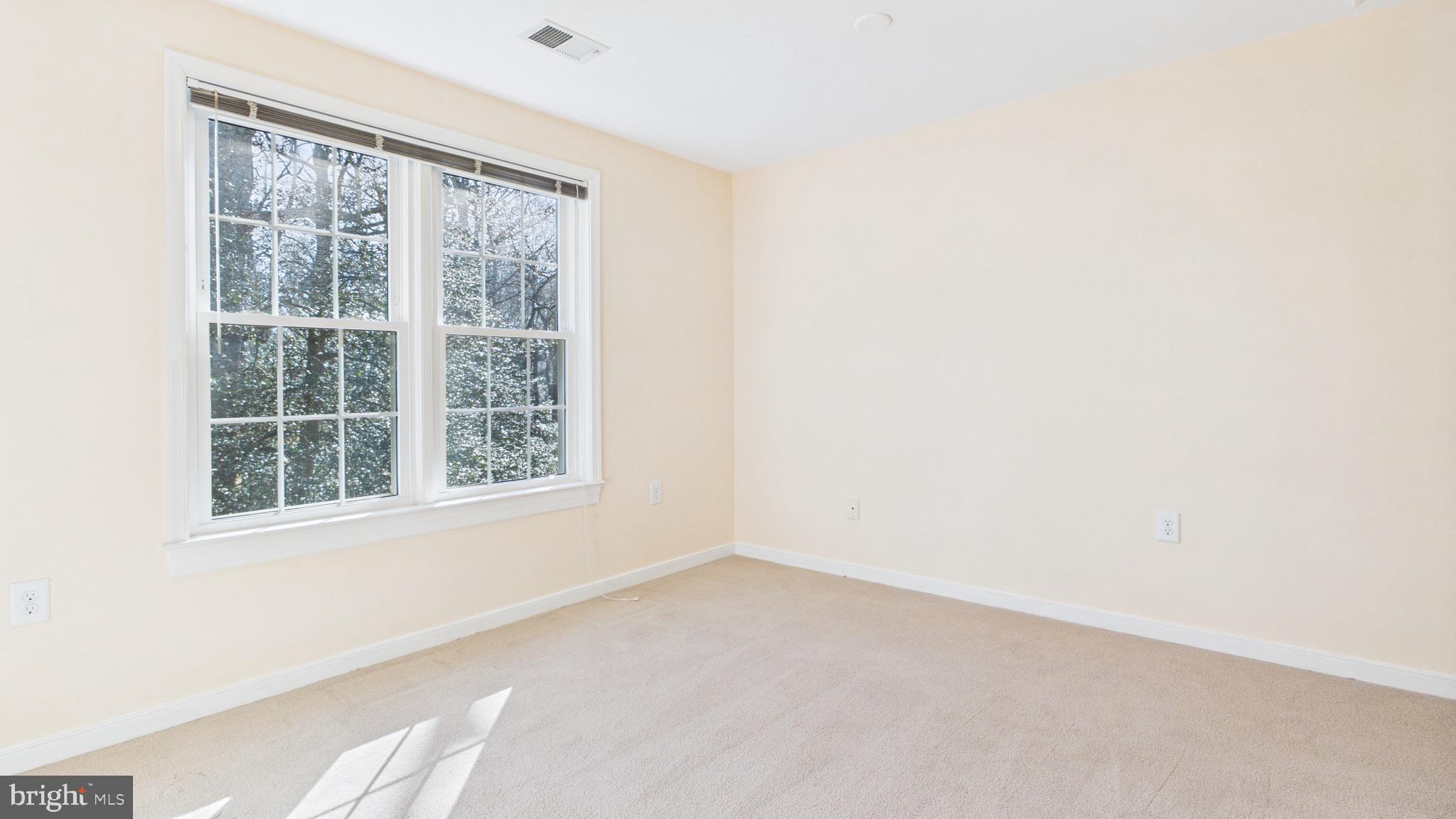 10298 Dunn Meadow Road Vienna, VA 22182 - Photo 54 of 102