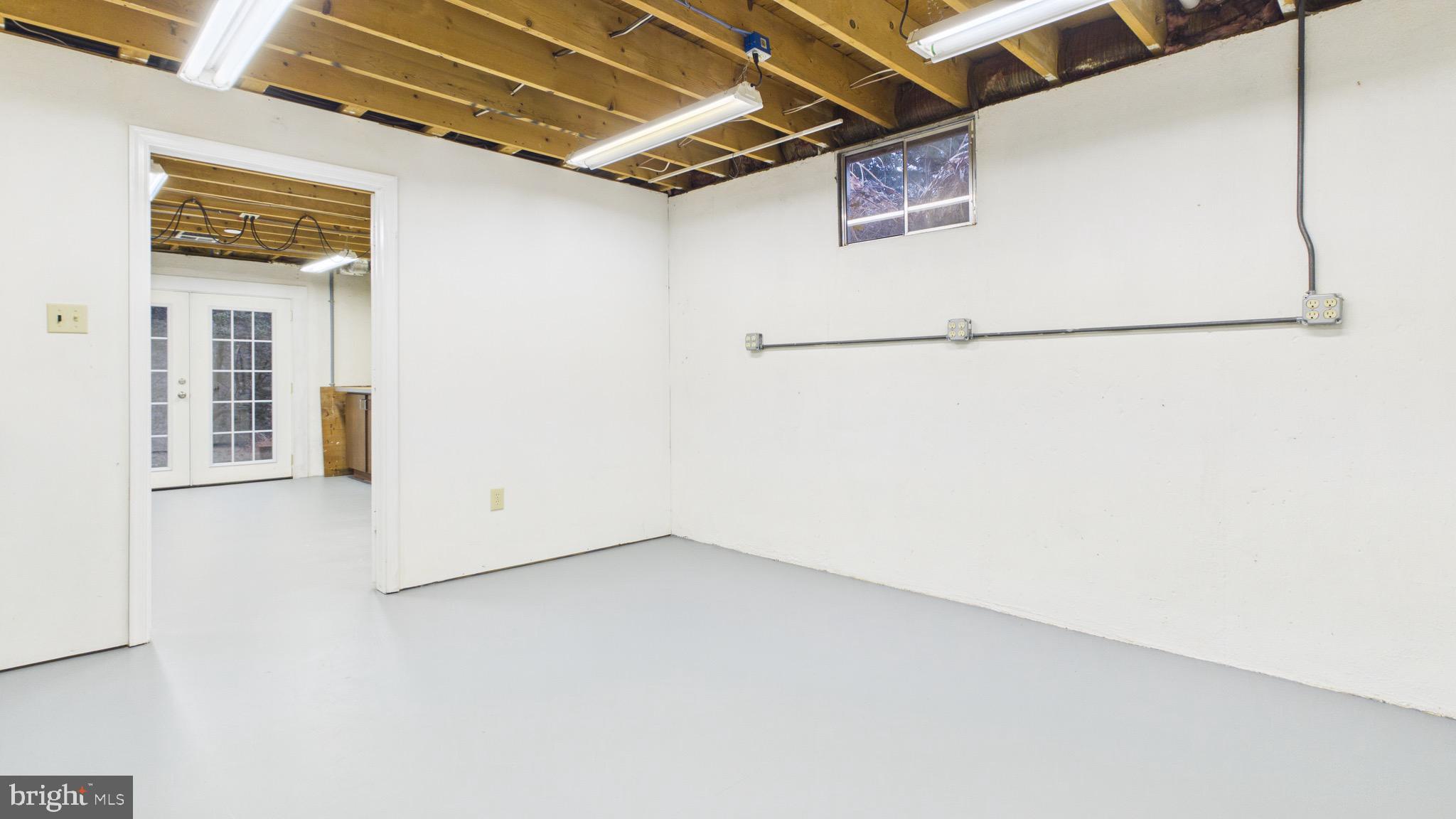 10298 Dunn Meadow Road Vienna, VA 22182 - Photo 89 of 102