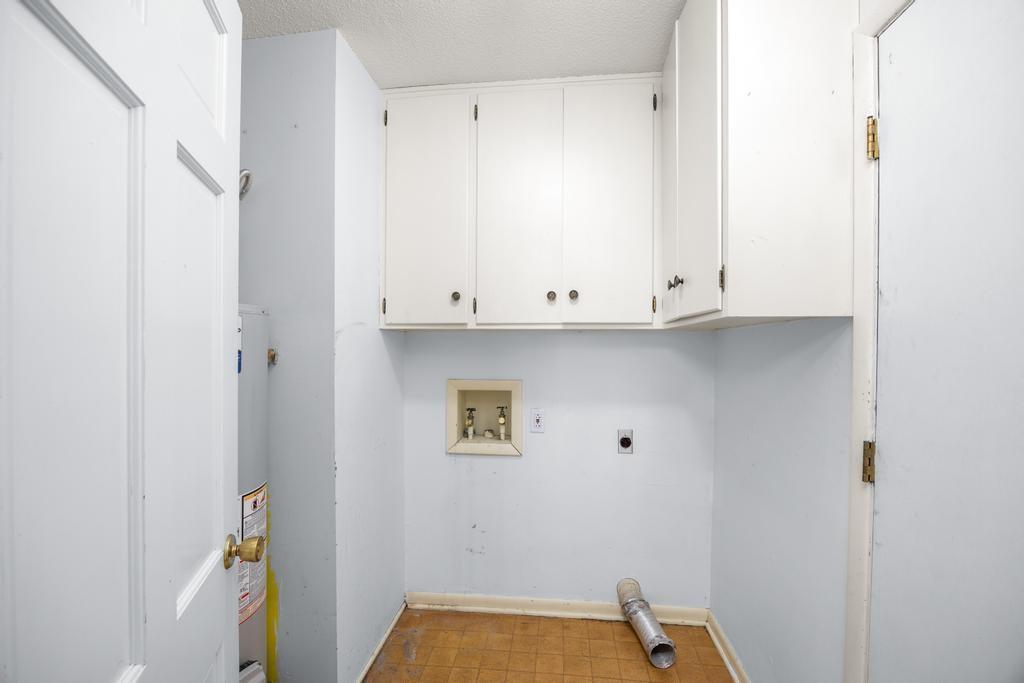 225 West 15th Street Fort Scott, KS 66701 - Photo 16 of 48