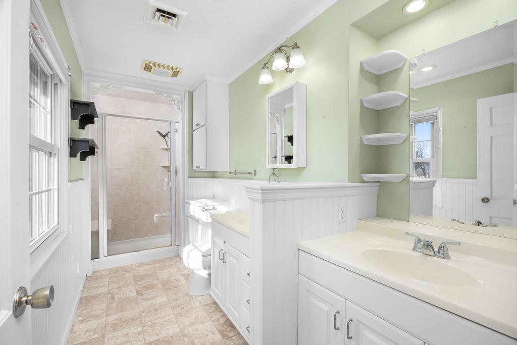 225 West 15th Street Fort Scott, KS 66701 - Photo 19 of 48