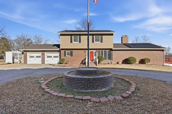 $349,000 | 225 West 15th Street, Fort Scott, KS 66701