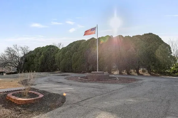 $349,000 | 225 West 15th Street, Fort Scott, KS 66701