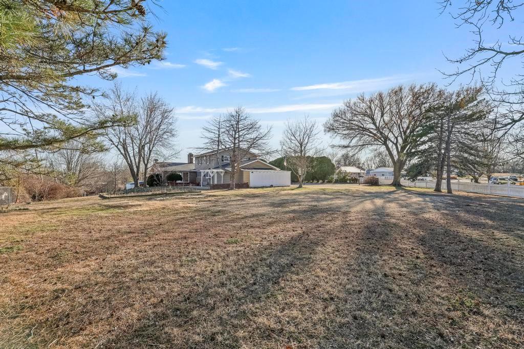 225 West 15th Street Fort Scott, KS 66701 - Photo 42 of 48