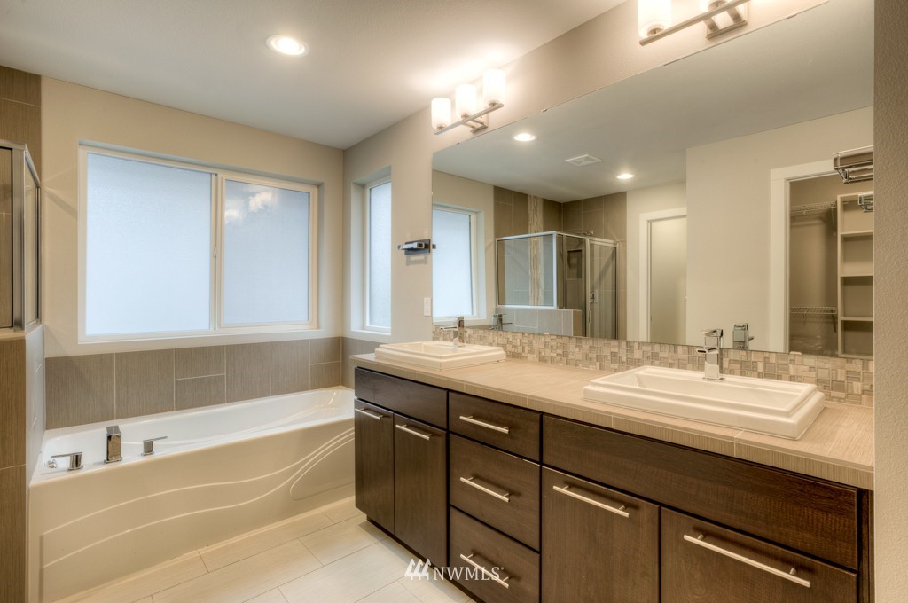 114 157th Lane Southeast, Unit 29 Bothell, WA 98012 - Photo 10 of 15 Gallery Image 10