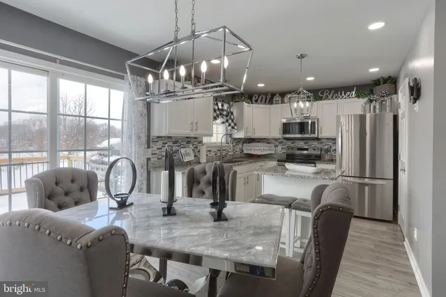 $229,000 | 15 Weiser Court, Womelsdorf, PA 19567