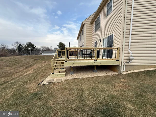 $229,000 | 15 Weiser Court, Womelsdorf, PA 19567