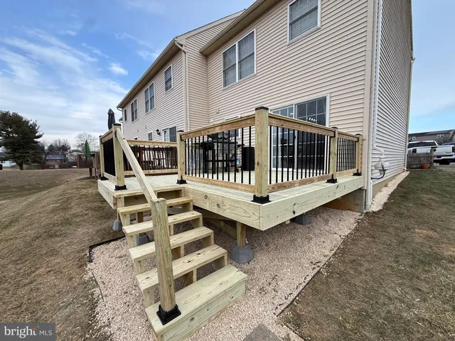 $229,000 | 15 Weiser Court, Womelsdorf, PA 19567