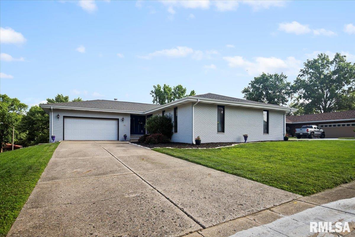 55 Pine Cove Springfield, IL 62712 - Photo 1 of 34