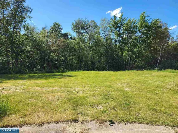 $24,900 | 811 Aspen Knoll, Hibbing, MN 55746