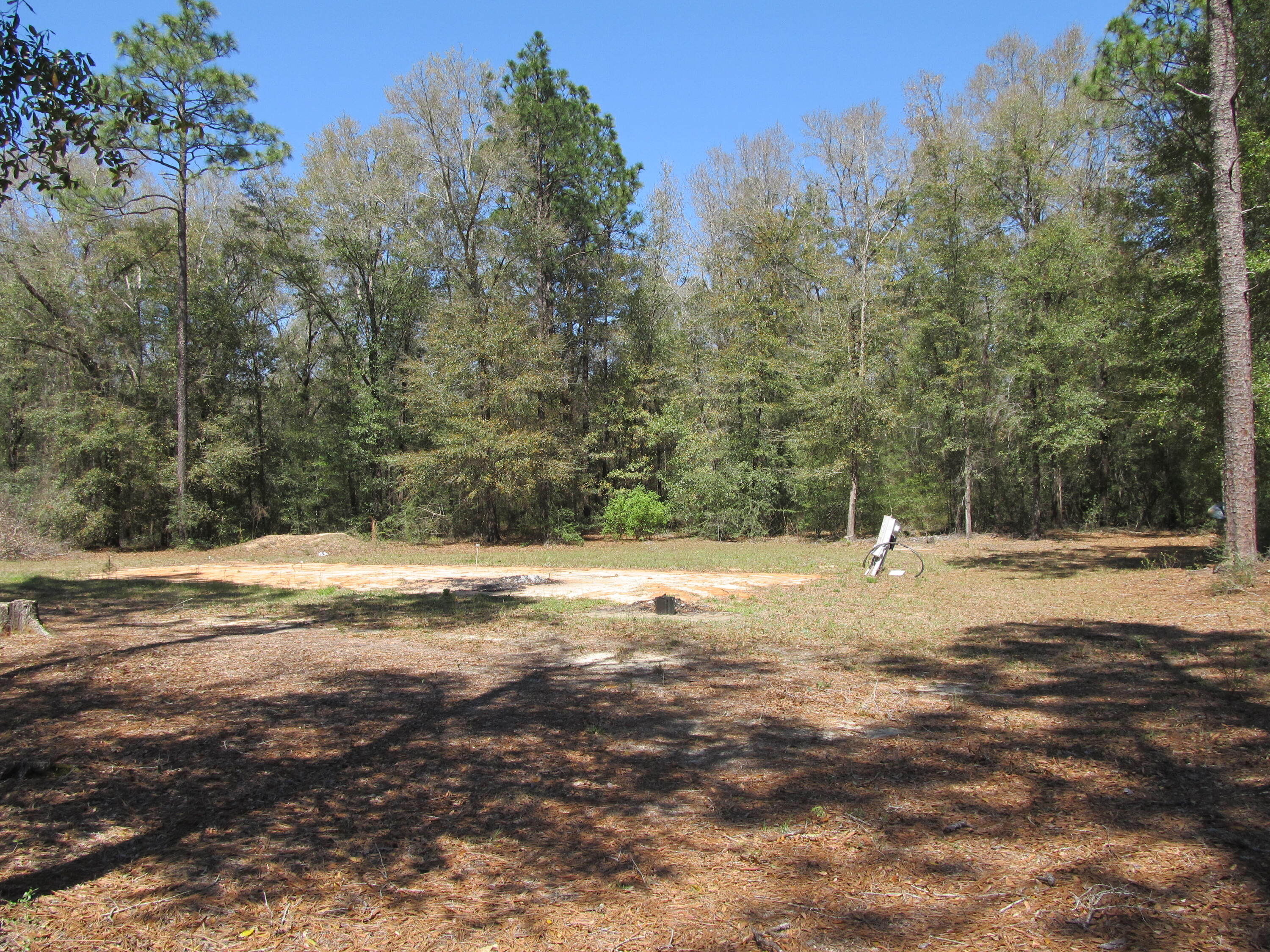 81 Malloy Road DeFuniak Springs, FL 32433 - Photo 1 of 5 IMG_2904