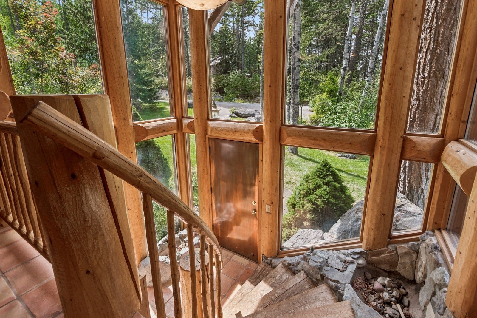 551 Ranch Road Bigfork, MT 59911 - Photo 6 of 51 Front entryway