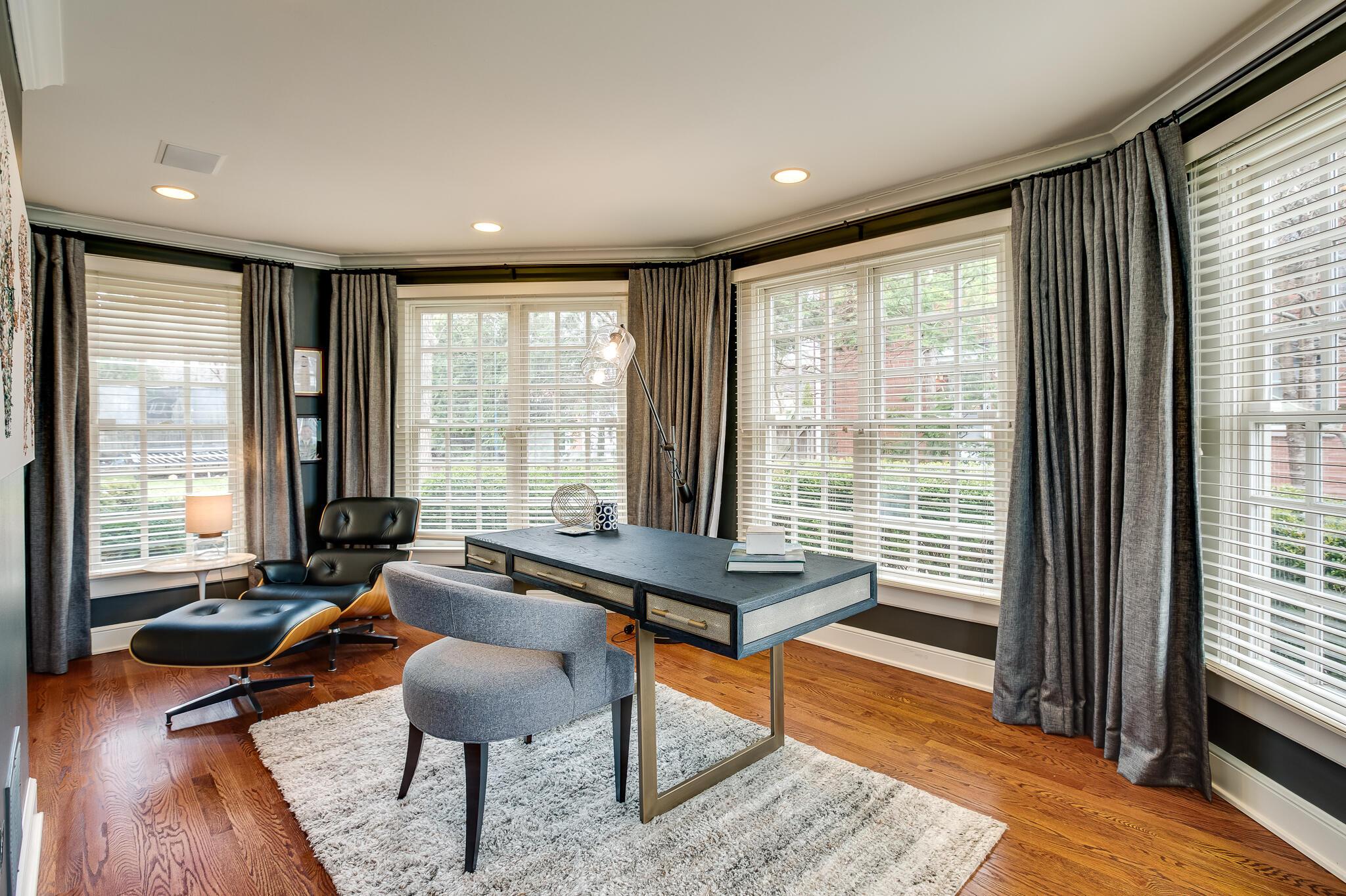 2252 Tremont Road Columbus, OH 43221 - Photo 36 of 97 Remodeled sunroom perfect for office, study or tv room