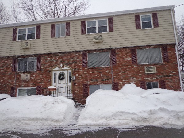 3 Laurent Road, Unit 2 Salem, MA 01970 - Photo 1 of 10 Gallery Image 1