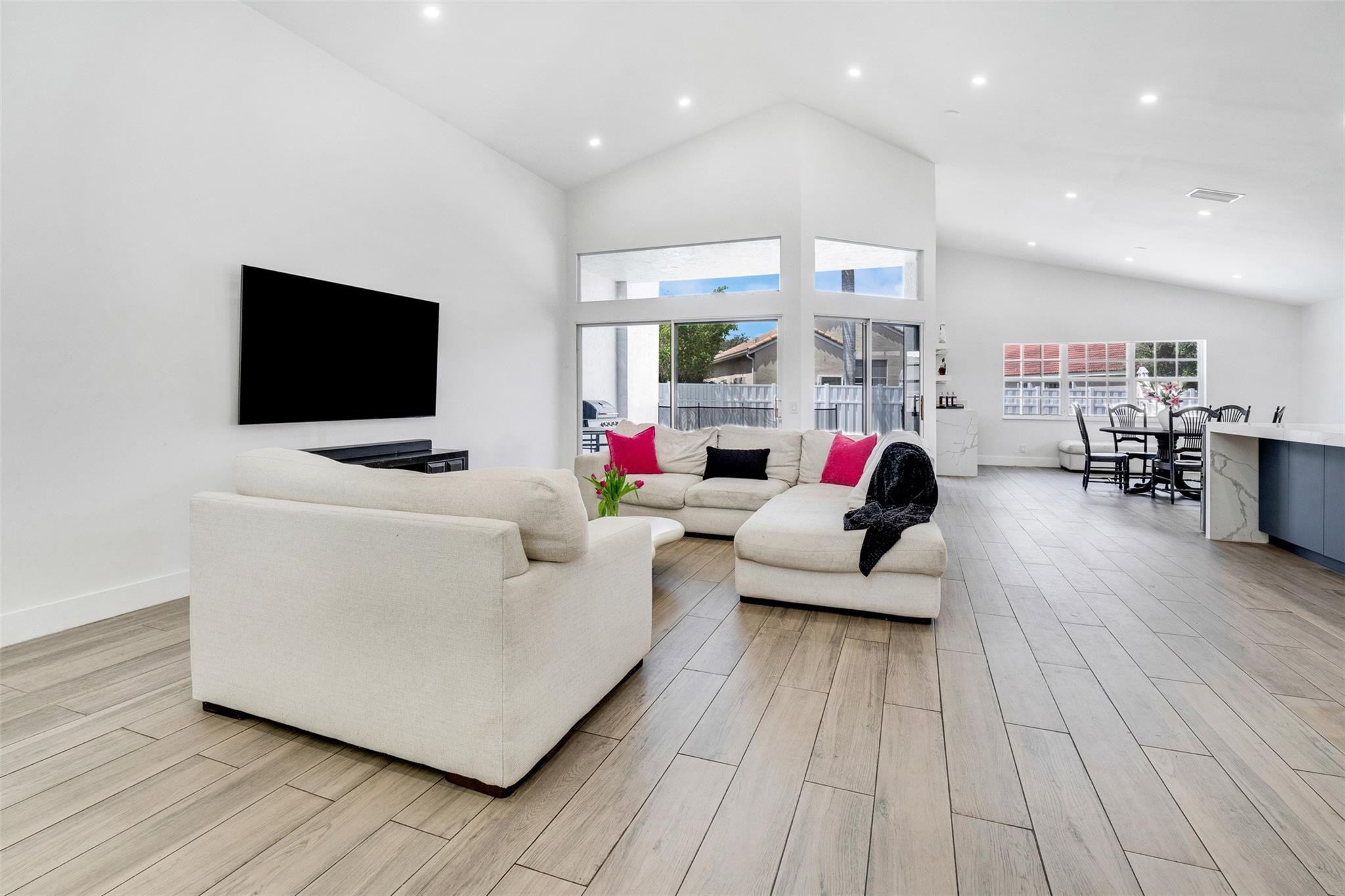 558 Slippery Rock Road Weston, FL 33327 - Photo 5 of 28 Photo 5