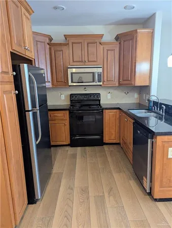 $1,100 | 401 South 49th Street, Unit 3, McAllen, TX 78501
