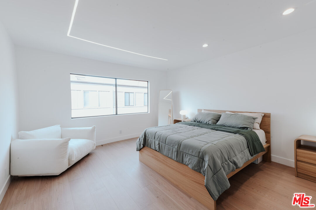 4622 Glencoe Avenue, Unit 4 Marina del Rey, CA 90292 - Photo 25 of 50